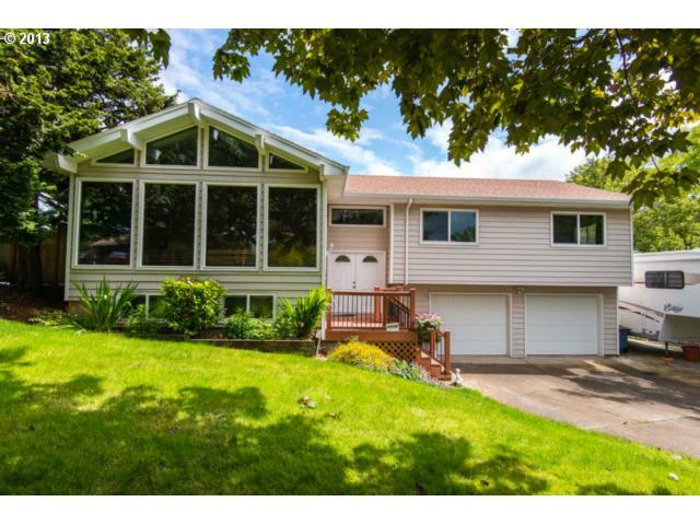 Property Photo: 3349 Lavina Dr OR 97116