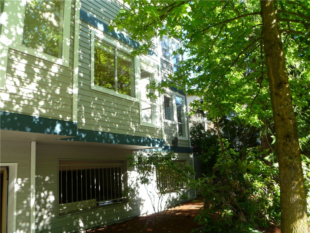 Property Photo: 12026 15th Ave NE 206 WA 98125