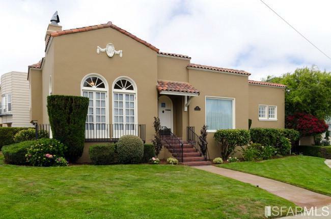 Property Photo:  498 Capistrano  CA 94112 