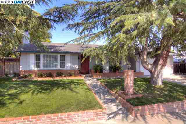 Property Photo:  2455 Regent Road  CA 94550 