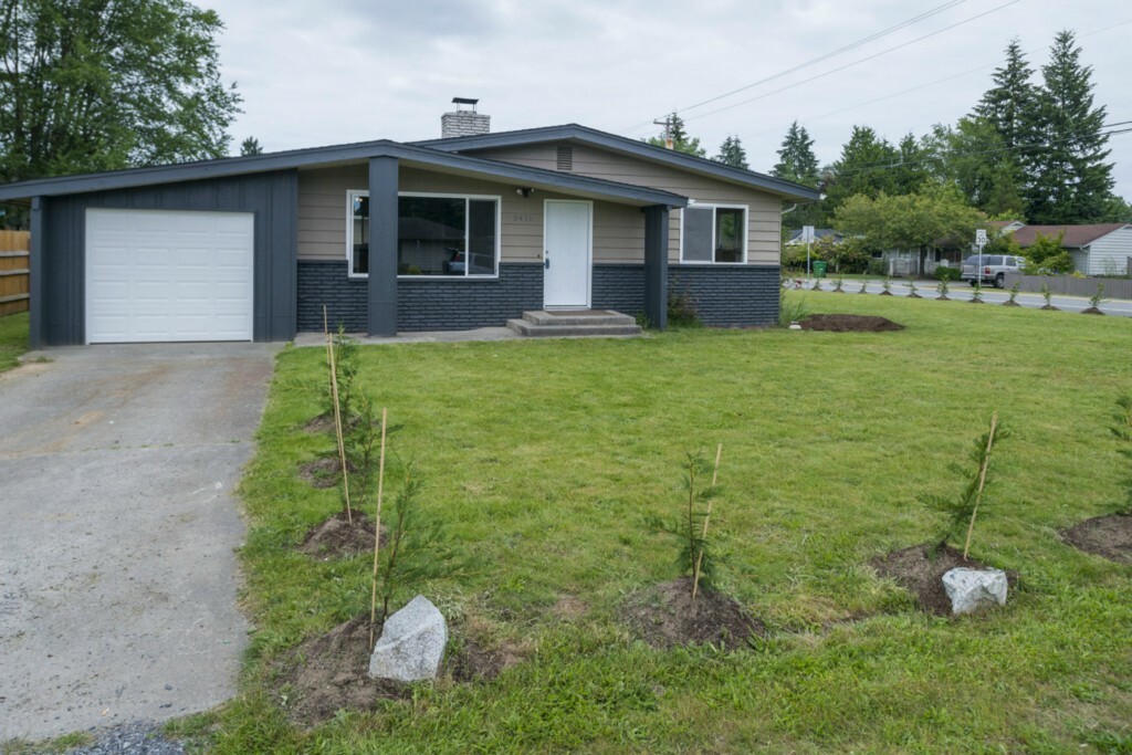 Property Photo:  5431 85th Place NE  WA 98270 