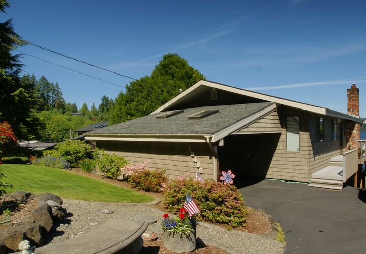 Property Photo: 15495 Sunny Cove Dr SE WA 98359