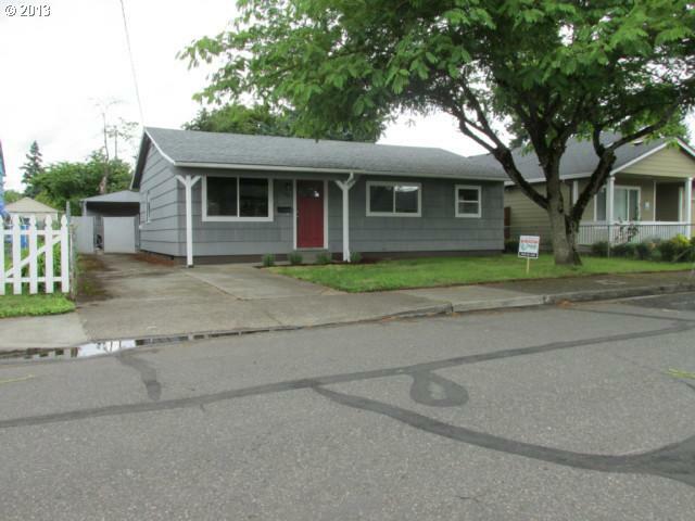 Property Photo:  7327 SE 87th Ave  OR 97266 