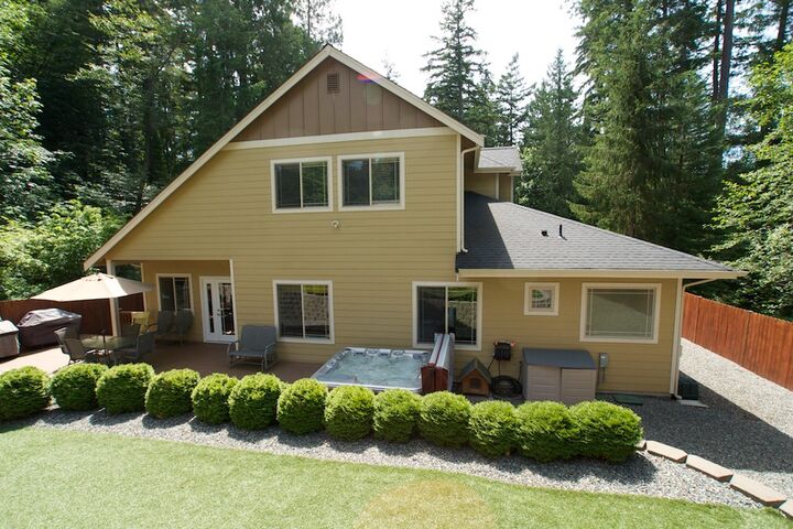 Property Photo: 3011 Wollochet Dr NW WA 98335
