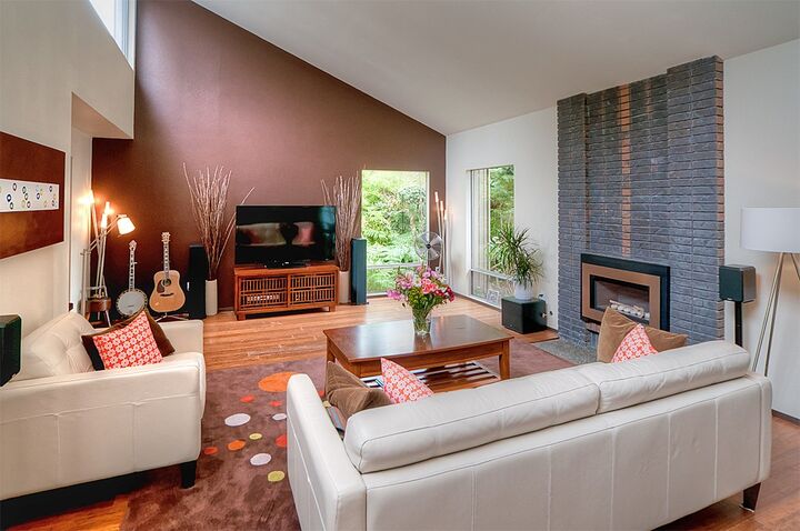 Property Photo:  4541 144th Ave SE  WA 98006