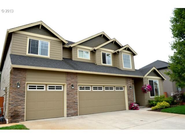 Property Photo:  10215 NE 102nd St  WA 98662 