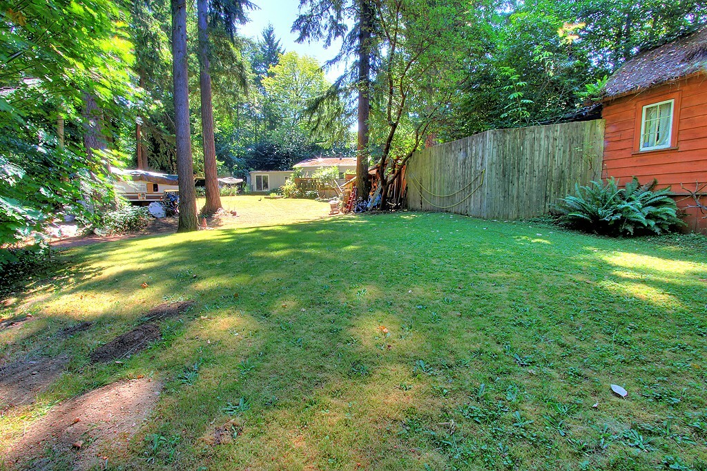 Property Photo: 15712 76th Place NE WA 98028
