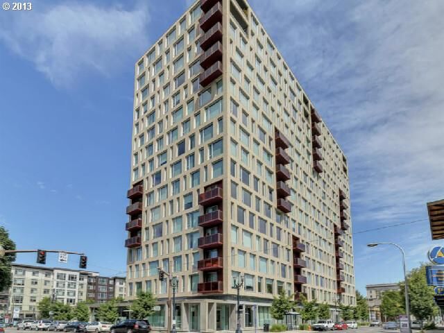 Property Photo:  937 NW Glisan St 433  OR 97209 