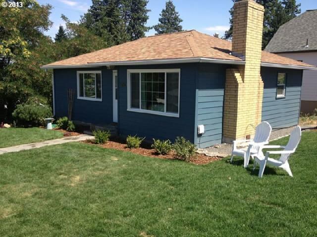 Property Photo:  1712 Trevitt  OR 97058 