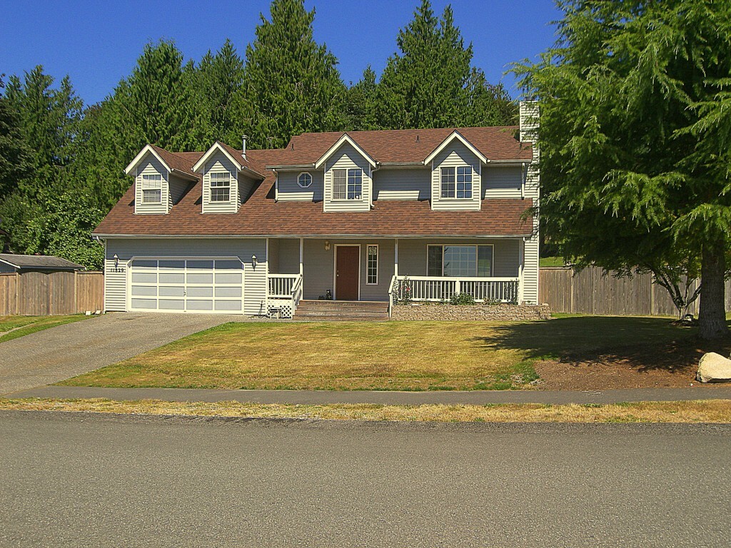 Property Photo:  11829 28th St SE  WA 98258 