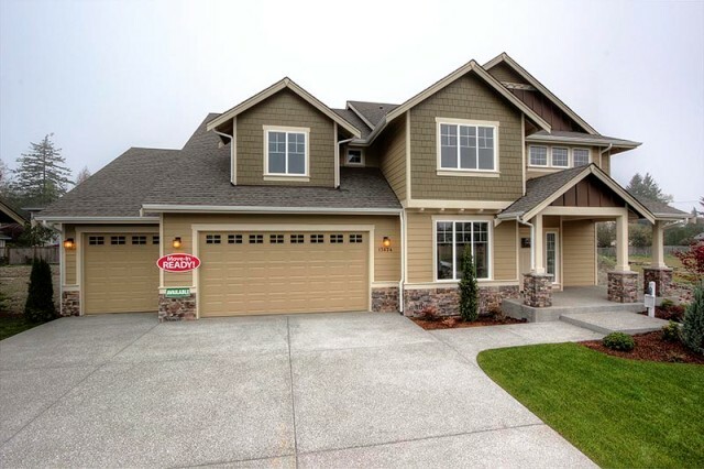 Property Photo:  13624 96th Ave E  WA 98373 