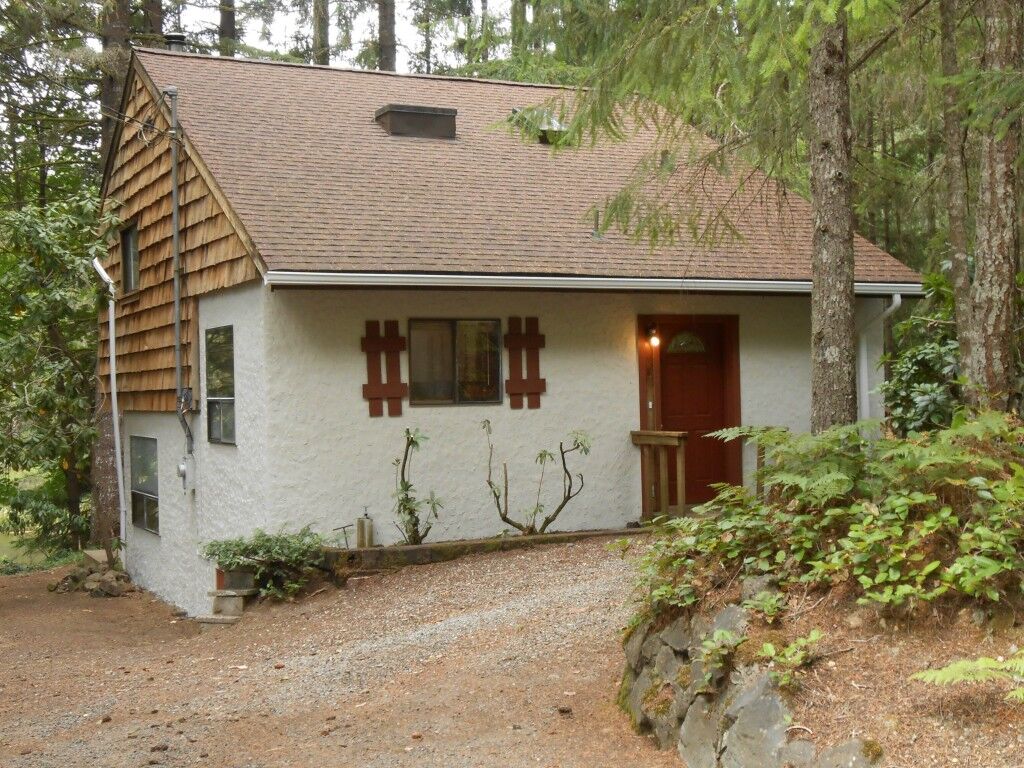 Property Photo: 11238 Alpine Dr SW WA 98367