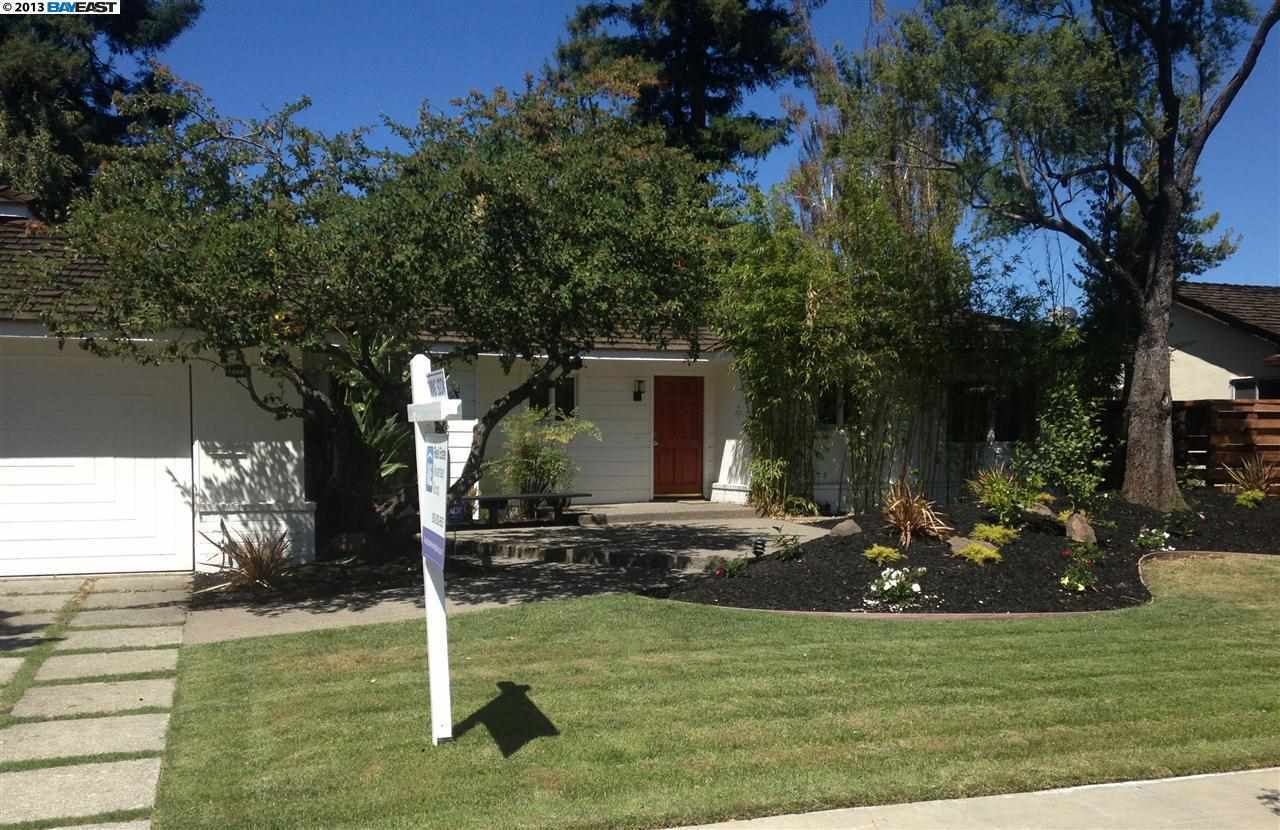Property Photo: 4449 Grover Dr CA 94536-5940