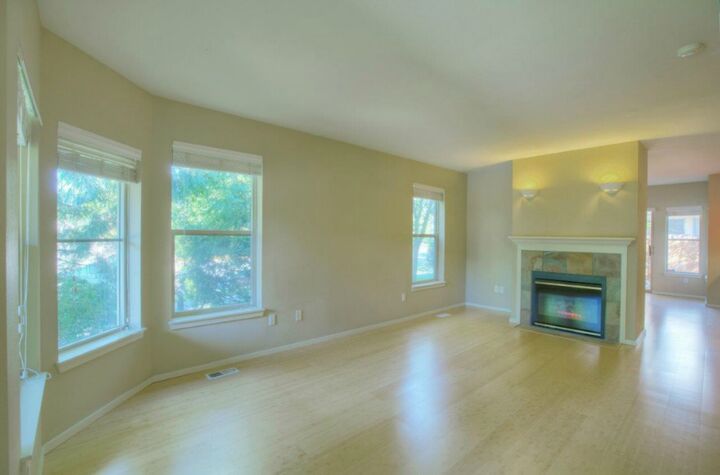 Property Photo:  16010 NE 93rd Way  WA 98052 