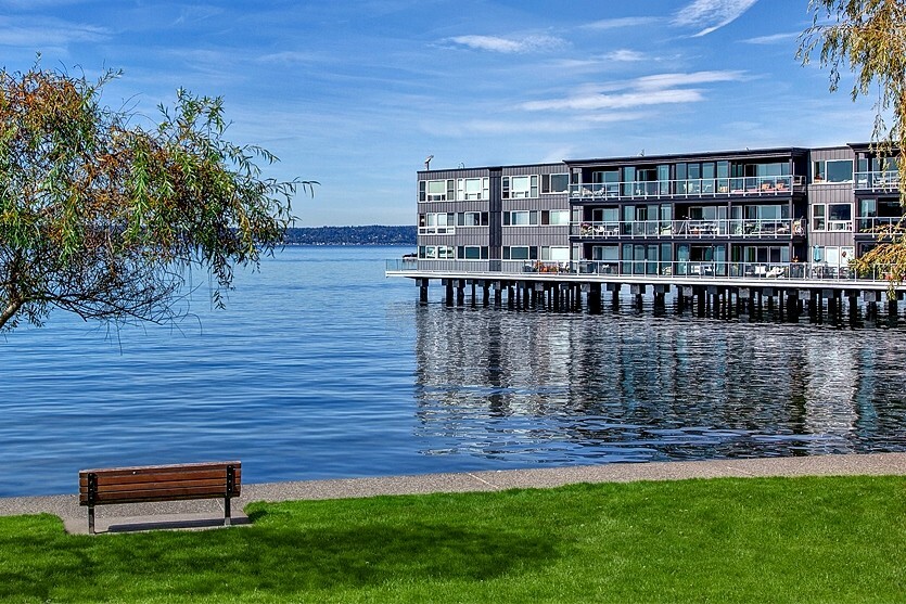 Property Photo:  515 Lake St S 308  WA 98033 