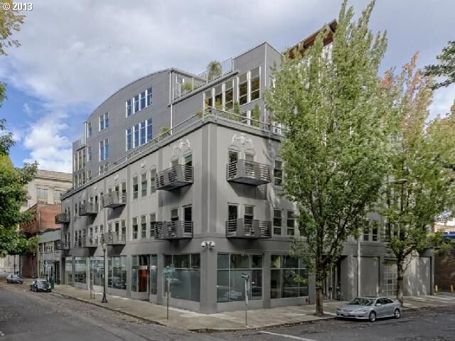 Property Photo:  725 NW Flanders St 204  OR 97209 