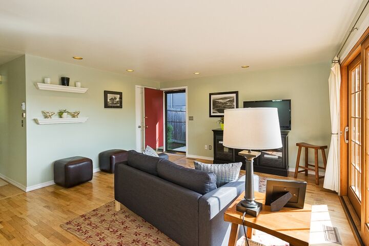 Property Photo: 3034 NE Blakeley Street WA 98105
