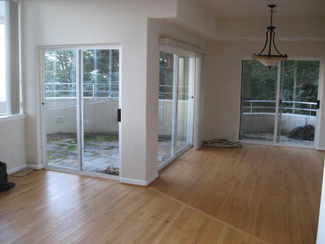 Property Photo:  4011 Rockaway Beach Rd NE  WA 98110 