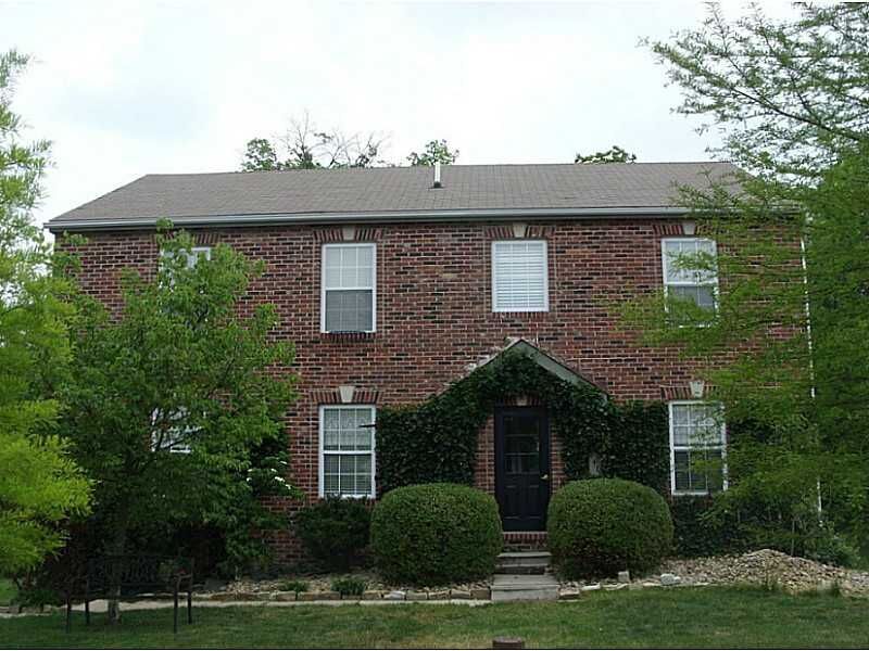 Property Photo:  440 Skylark Drive  PA 15108 