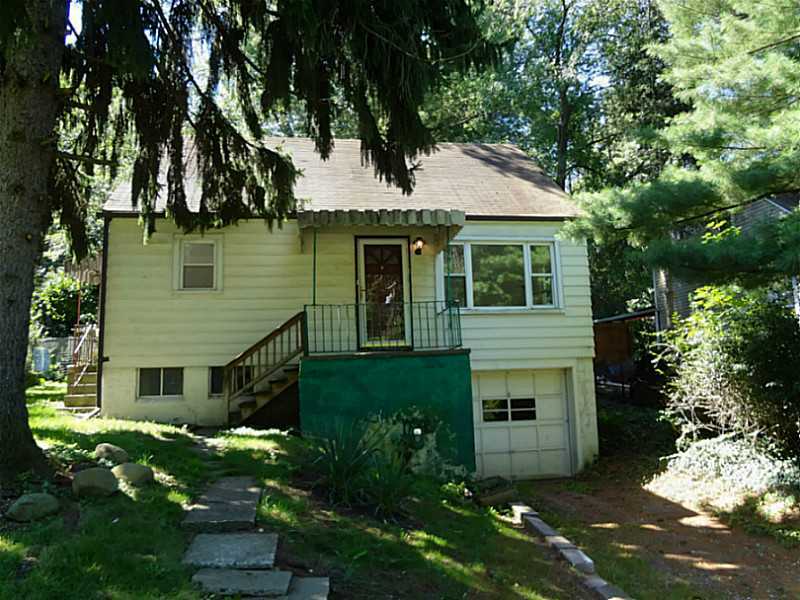 Property Photo:  2920 Sebolt Road  PA 15129 