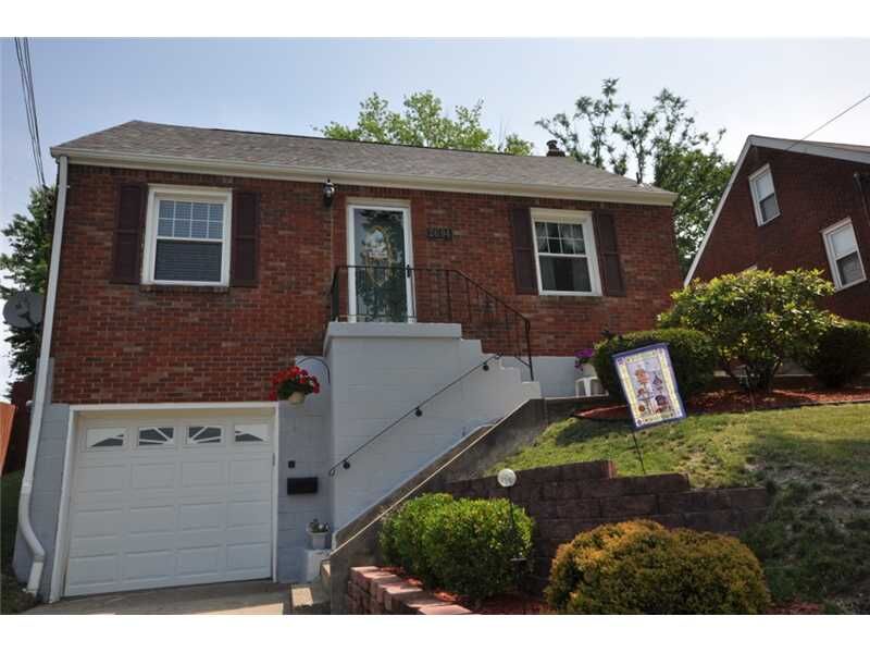 Property Photo: 2694 Glenny Lane PA 15122