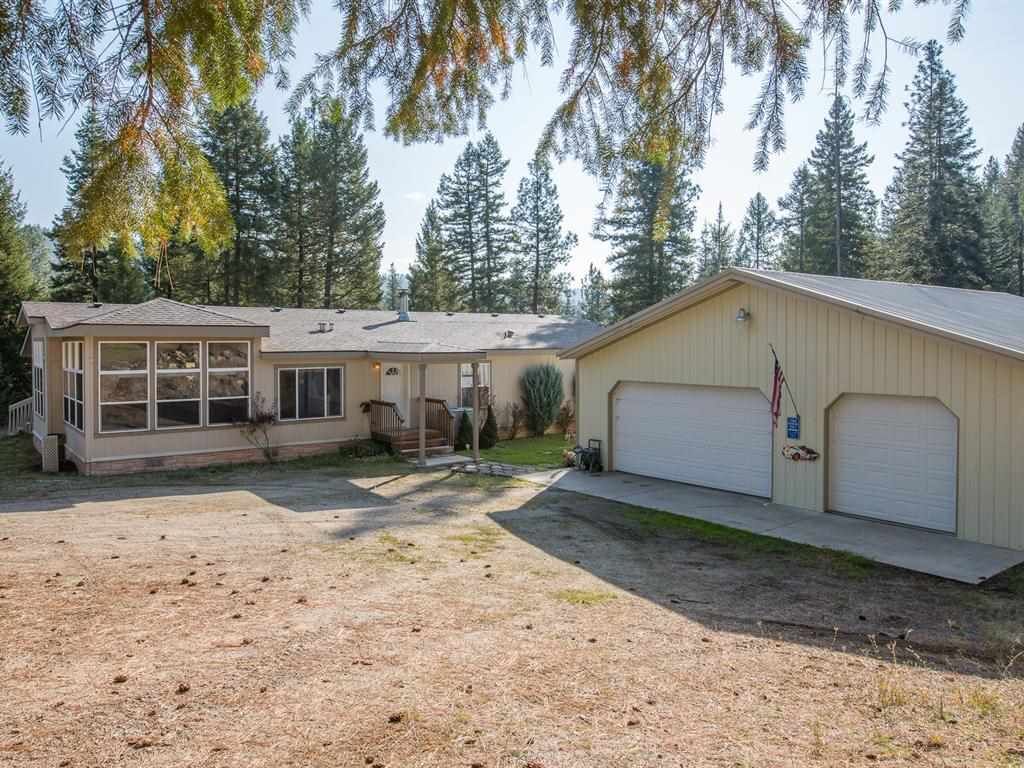 Property Photo:  35018 N River Estates Ln  WA 99003 