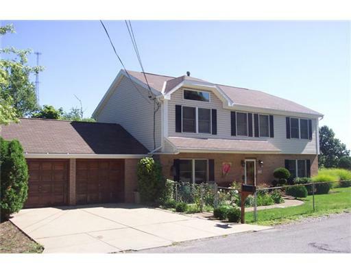 Property Photo:  1140 Queensbury St  PA 15205 