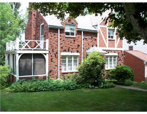 Property Photo: 840 Chalmers Place PA 15243