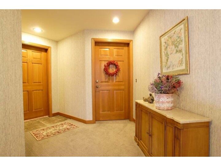 Property Photo: 201 3rd Ave N 319 WA 98020