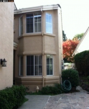 Property Photo:  1295 Canyon Side Ave  CA 94582 