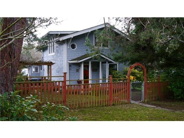 Property Photo: 1612 Wilson Ave WA 98225