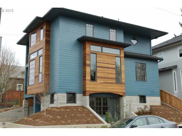 Property Photo:  2624 SE 30th Ave  OR 97202 