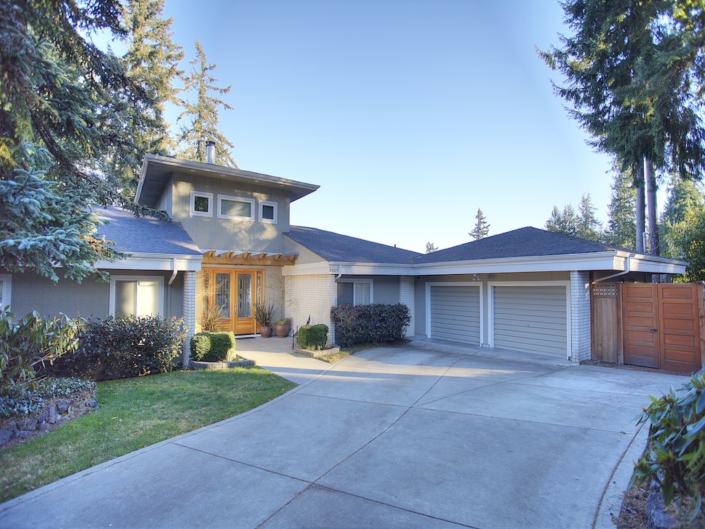 Property Photo:  4601 Holly Lane NW  WA 98335 