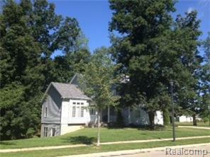 Property Photo:  154 Woodland Way  MI 48158 