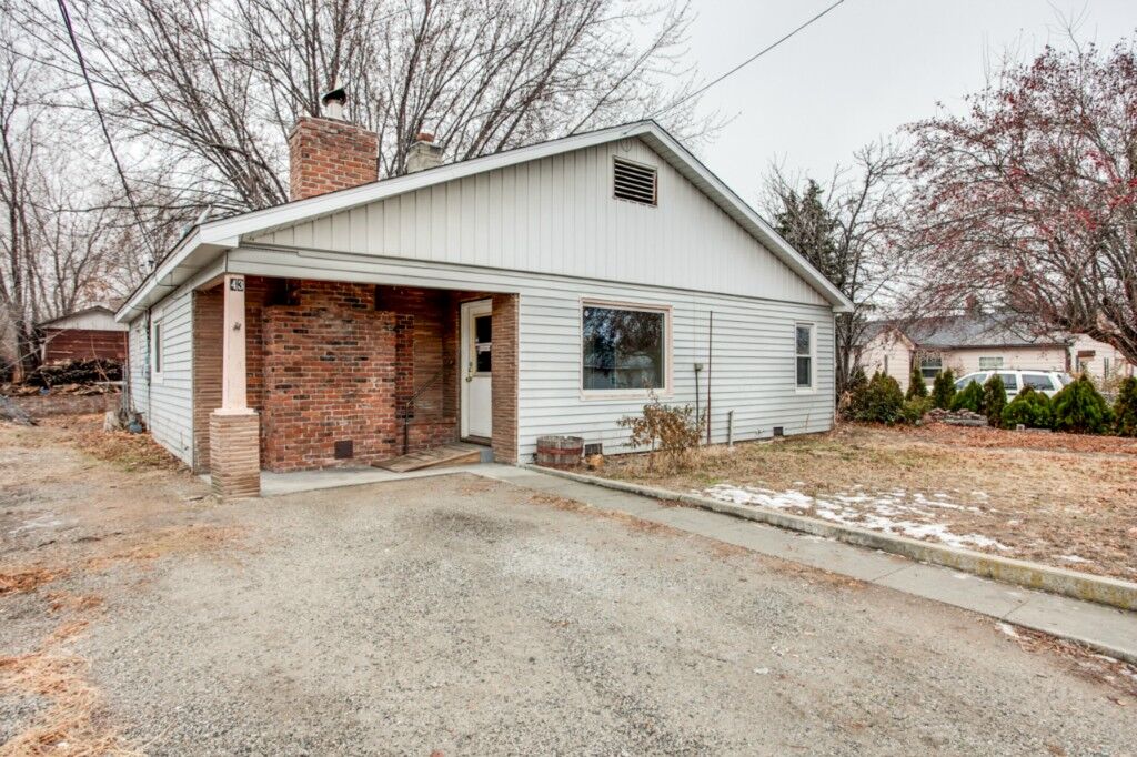 Property Photo:  43 N Keller Ave  WA 98802