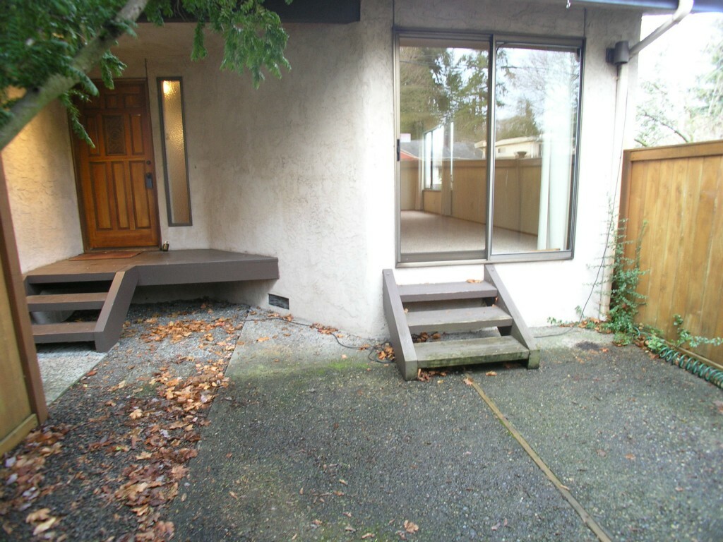 Property Photo:  19323 15th Ave NW 1  WA 98177 