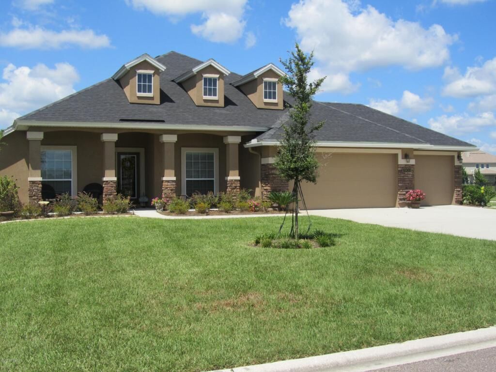 Property Photo: 1800 S Cappero Drive FL 32092