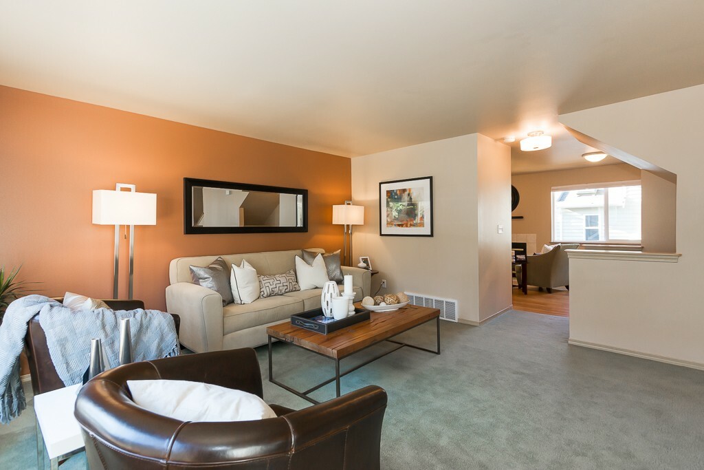 Property Photo: 3821 Carr Place N WA 98103