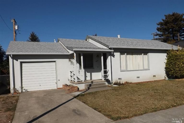 Property Photo: 2631 Valley Center Drive CA 95405