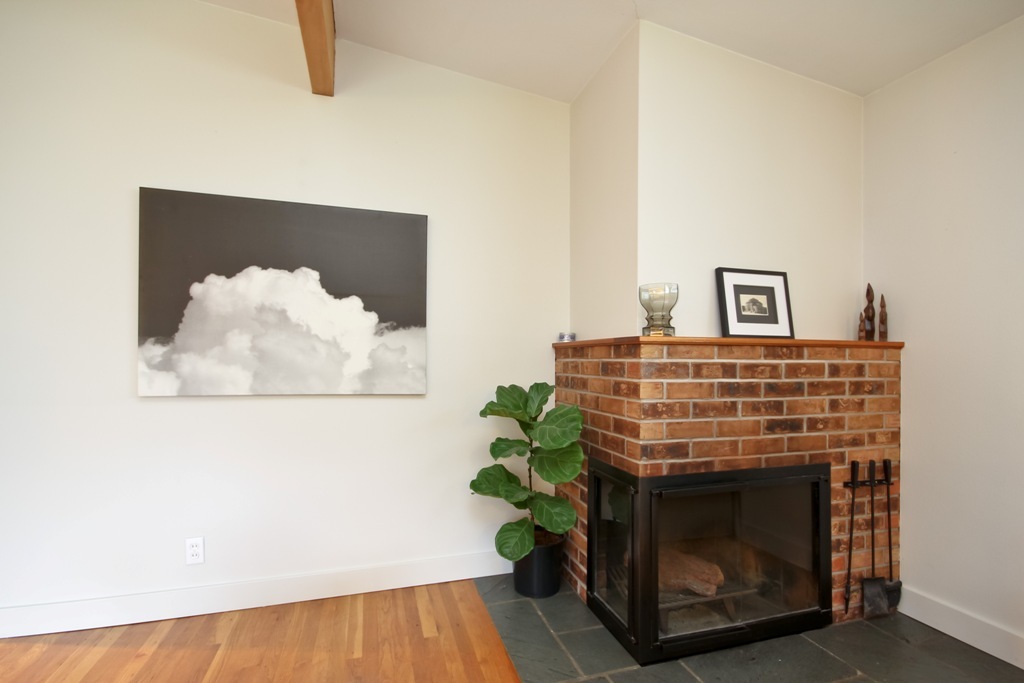 Property Photo:  4714 50th Ave SW  WA 98116 