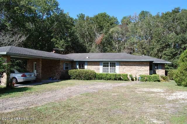 Property Photo: 2755 County Road 220 FL 32068