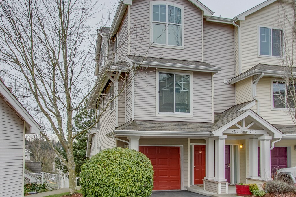Property Photo: 16125 Juanita Wood Wy NE 2211 WA 98011