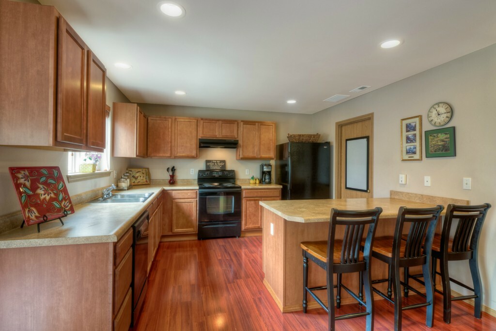 Property Photo: 29741 215th Terr SE WA 98042