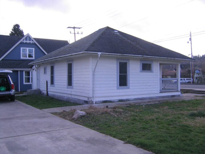 Property Photo: 126 Milwaukee Blvd S WA 98001