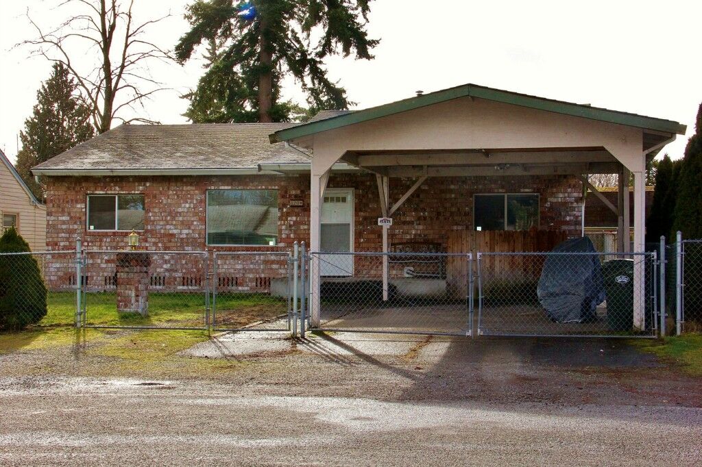 Property Photo: 820 Lafayette St S WA 98444