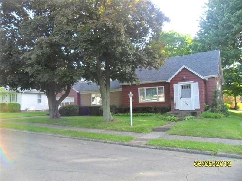 Property Photo: 306 Lake PA 16502