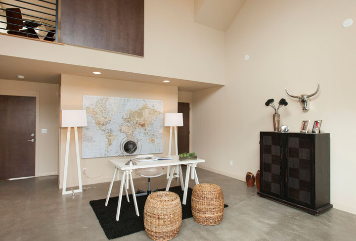 Property Photo: 8911 B Roosevelt Way NE WA 98115