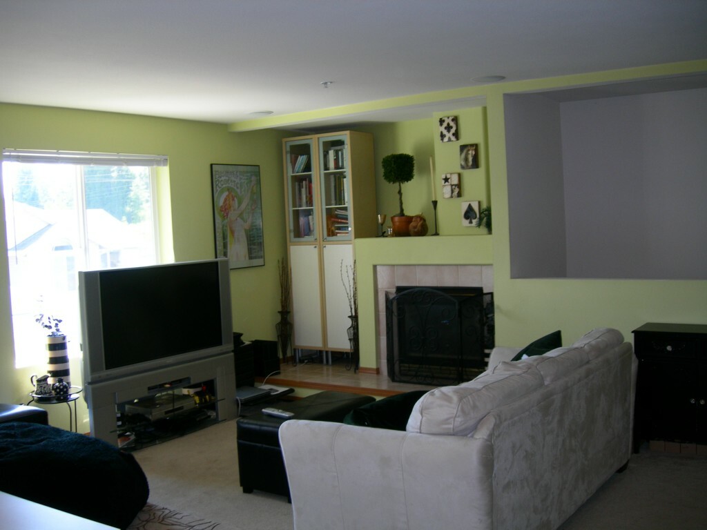 Property Photo:  8905 Meridian  Place NE C204  WA 98258 