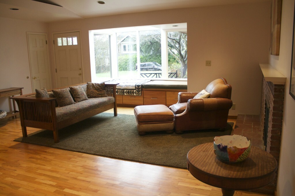Property Photo: 9848 NE 20th Street WA 98004