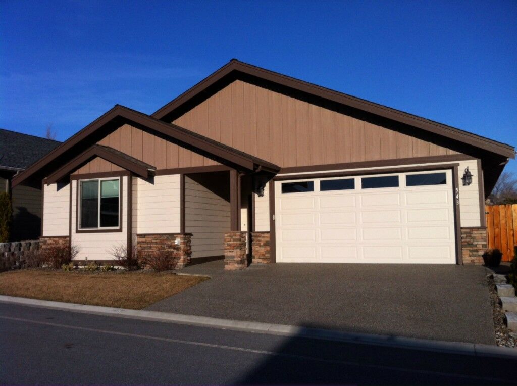 Property Photo:  543 Village  Drive  WA 98831 